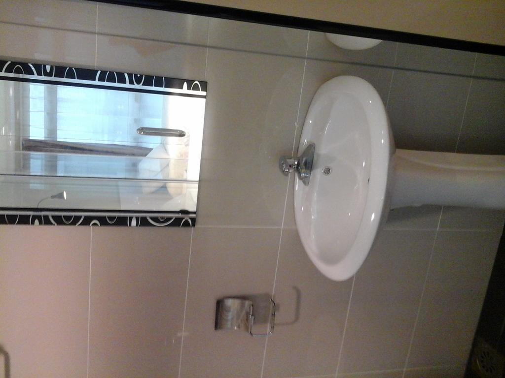 Easyrest Hotel Petaling Jaya Habitación foto